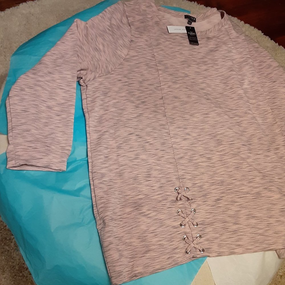 NWT Tunic length size 26/28 Lane Bryant